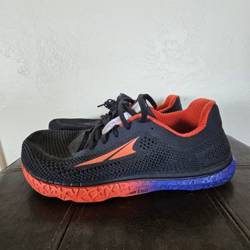 Altra Black and Red Sneakers - Picture 2 of 9